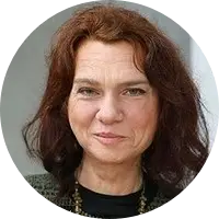 857 Asli Erdogan